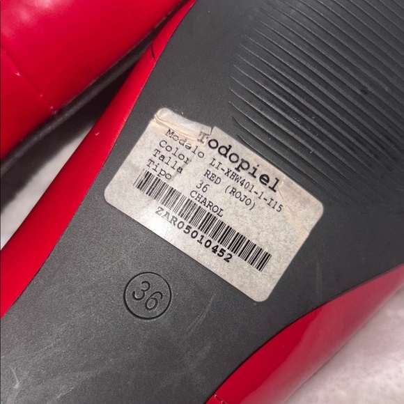 Women's Classic Red Flats - Picture 2 of 3